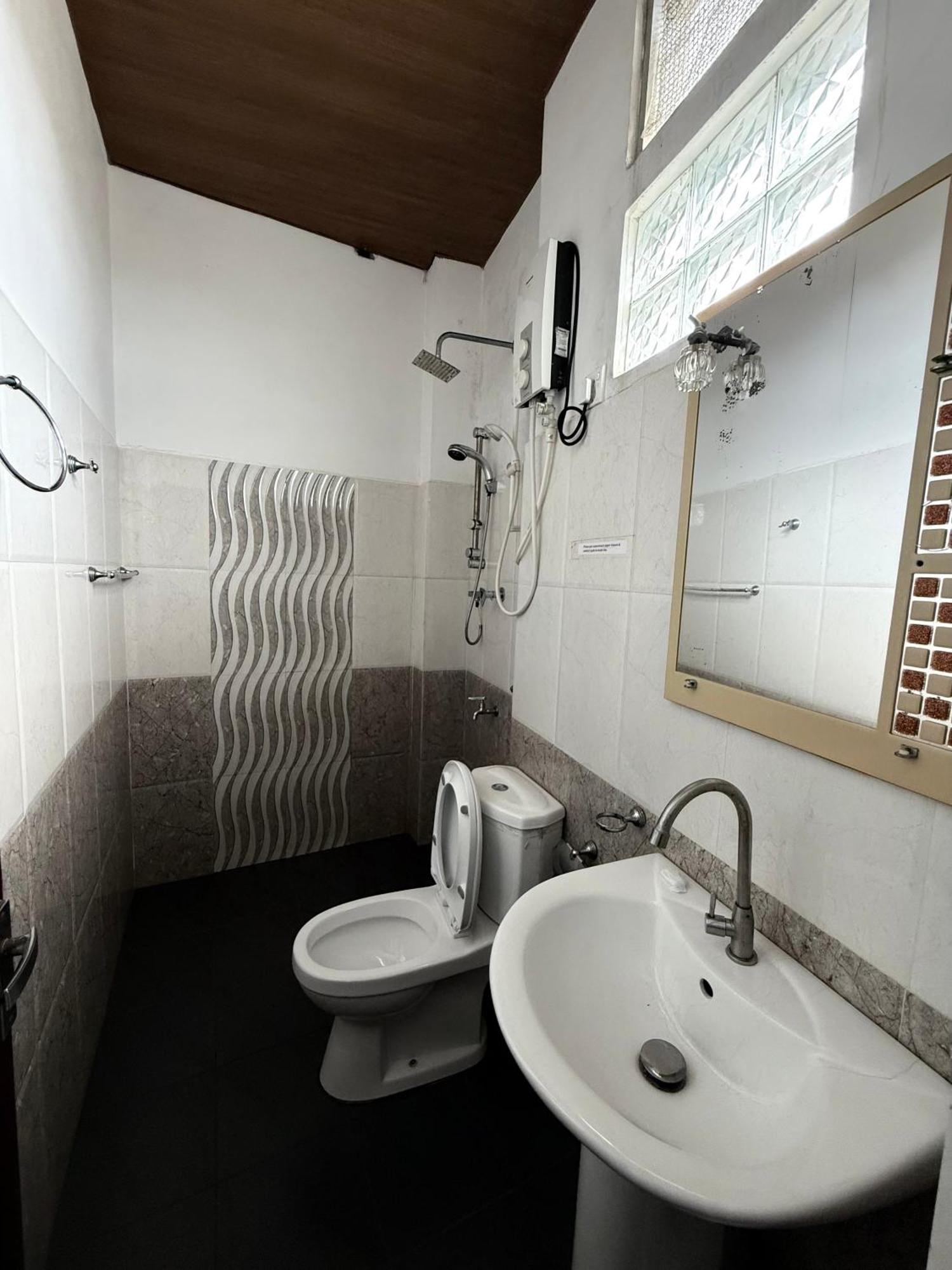Home Living Unit Galle Exterior foto