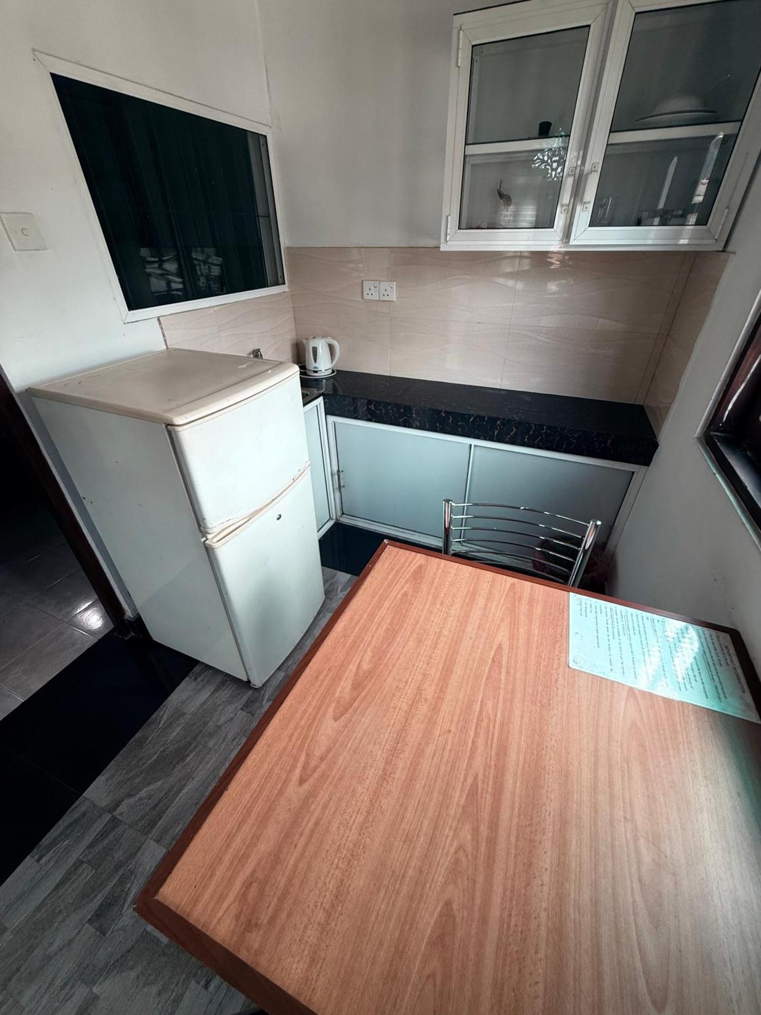 Home Living Unit Galle Exterior foto