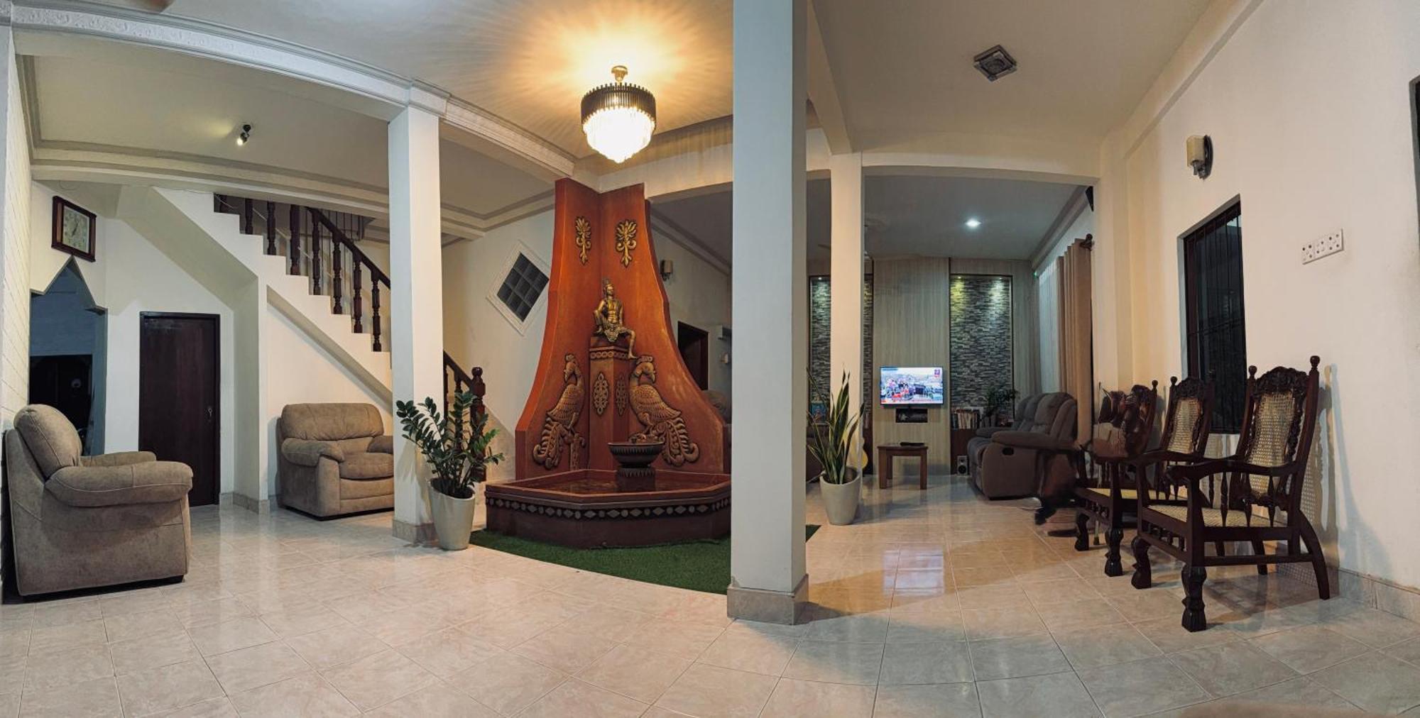 Home Living Unit Galle Exterior foto